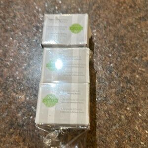 Scentsy 20-Watt light bulbs replacement new in package warmer wax